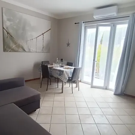 Apartment Vicino Al Mare *